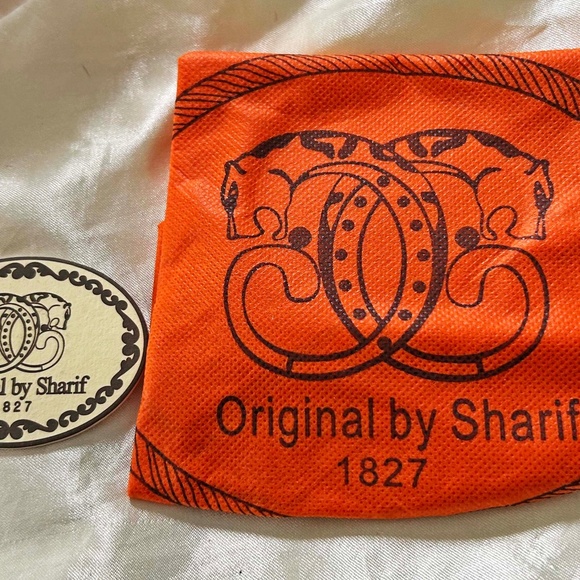 CROSSBODY, LEATHER, ANIMAL HAIR PRINT ON FLAP, RED, REMOVABLE/ADJUSTABLE BUCKLE - Picture 3 of 16